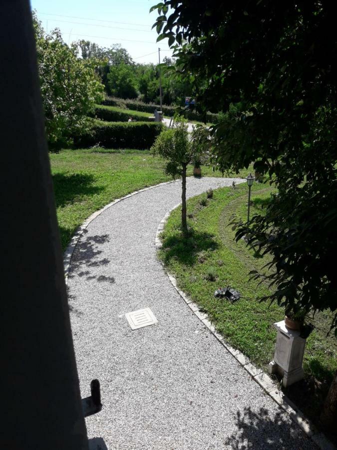Tenuta Crescentini-Vallemura ,Appartamenti Con Entrata Indipendente San Donà di Piave Eksteriør billede